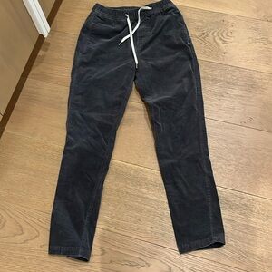 Cypriot cord men's pant size small
Great condition worn once